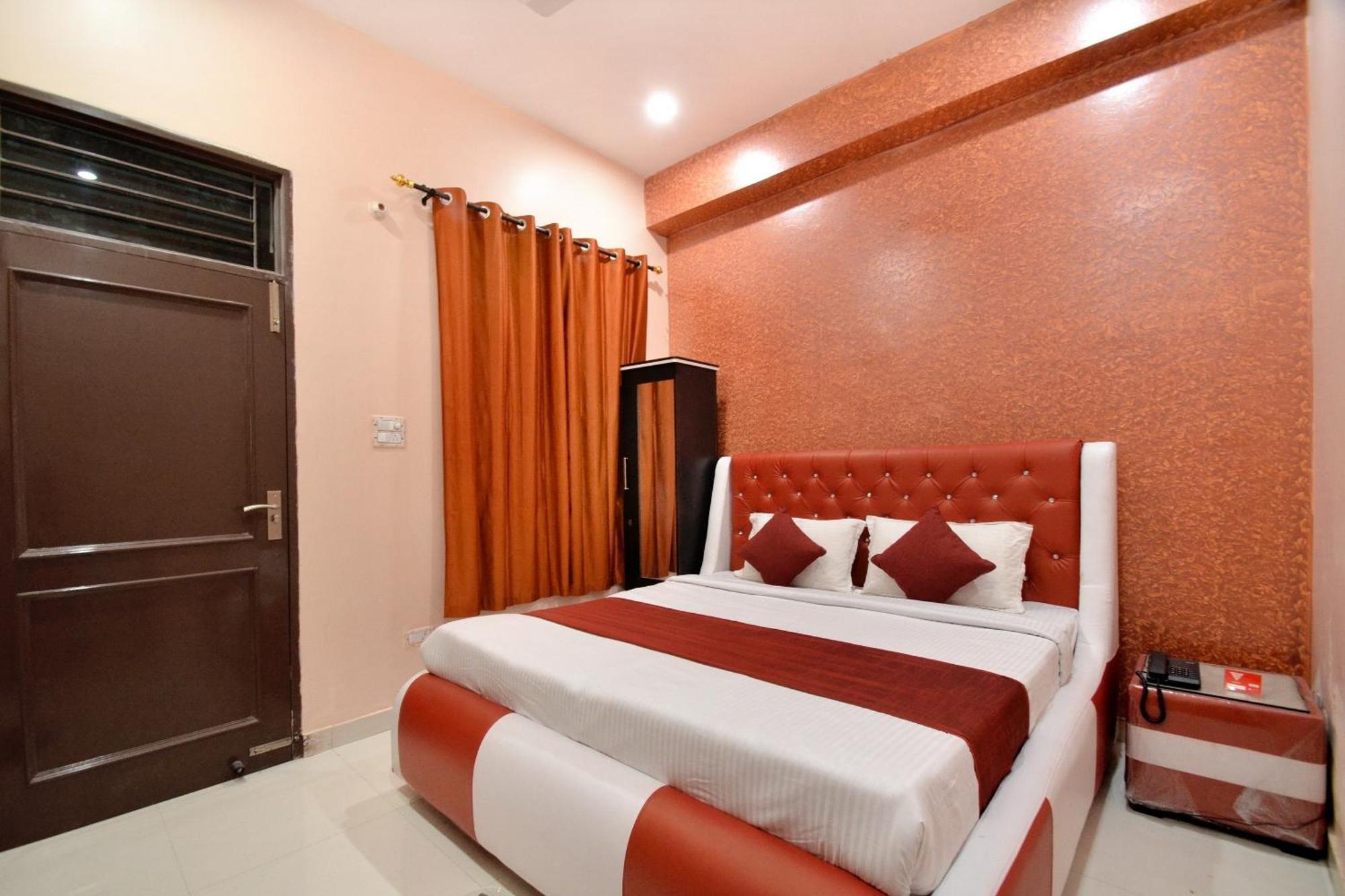Hotel O Galaxy Nayagaon Экстерьер фото